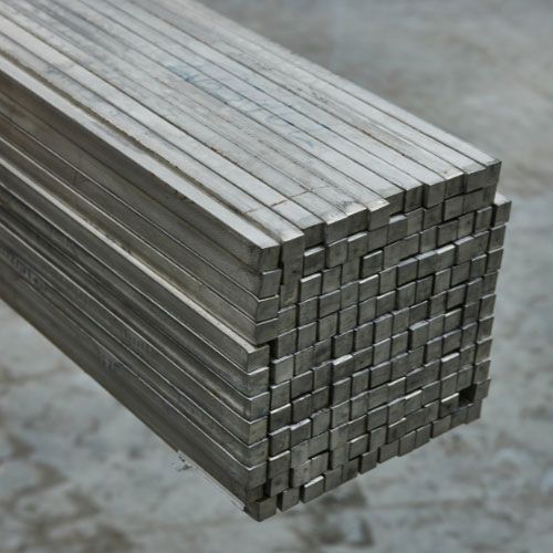 TOPLOVALJANI-KVADRATNI-CELIK_FIRIKET