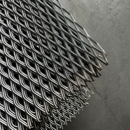 istegnuti metal