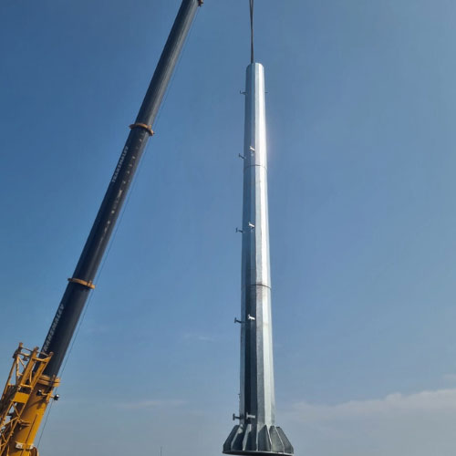 Stubovi reflektora za stadion Ub i Kragujevac